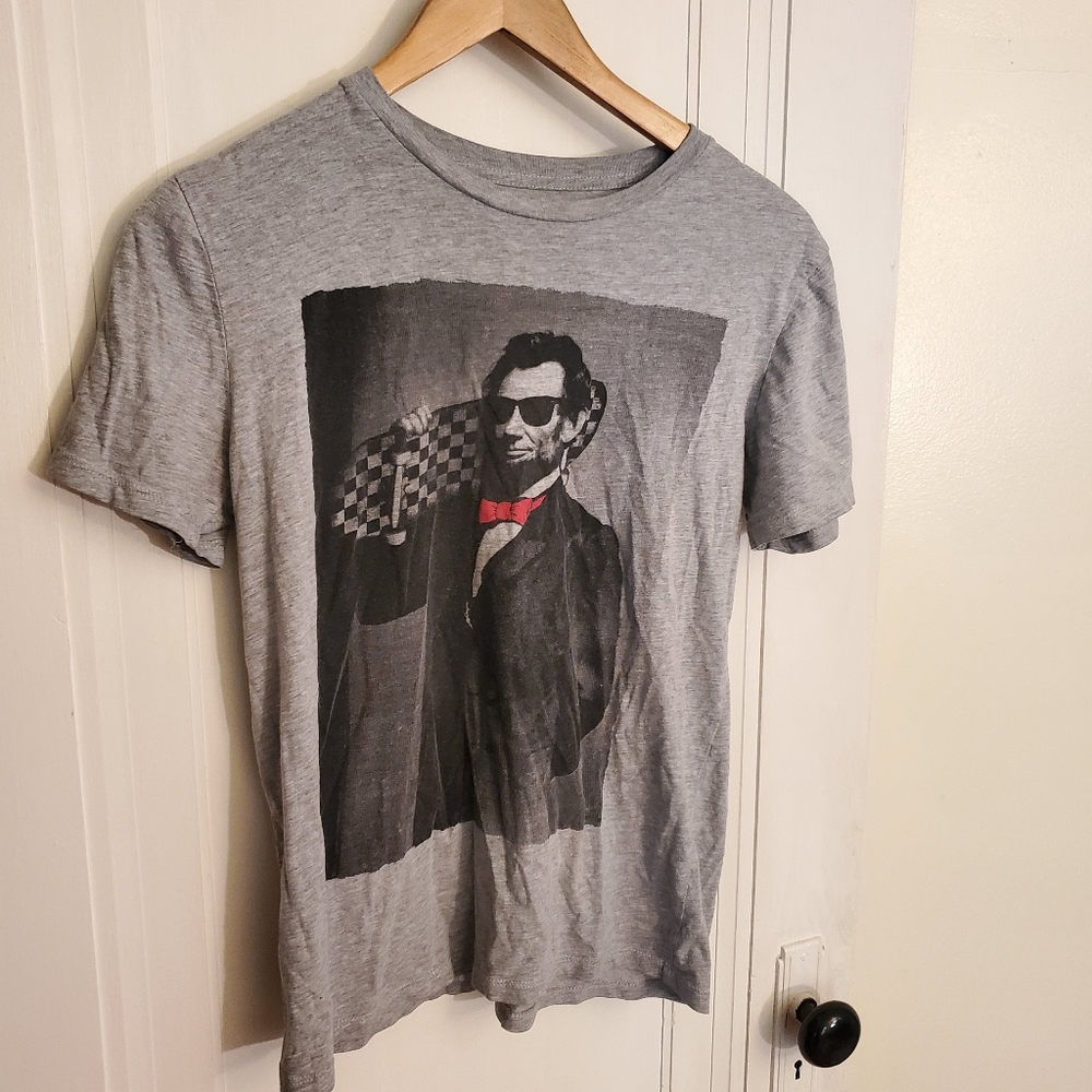 Nolvety Abraham Lincoln T-Shirt
